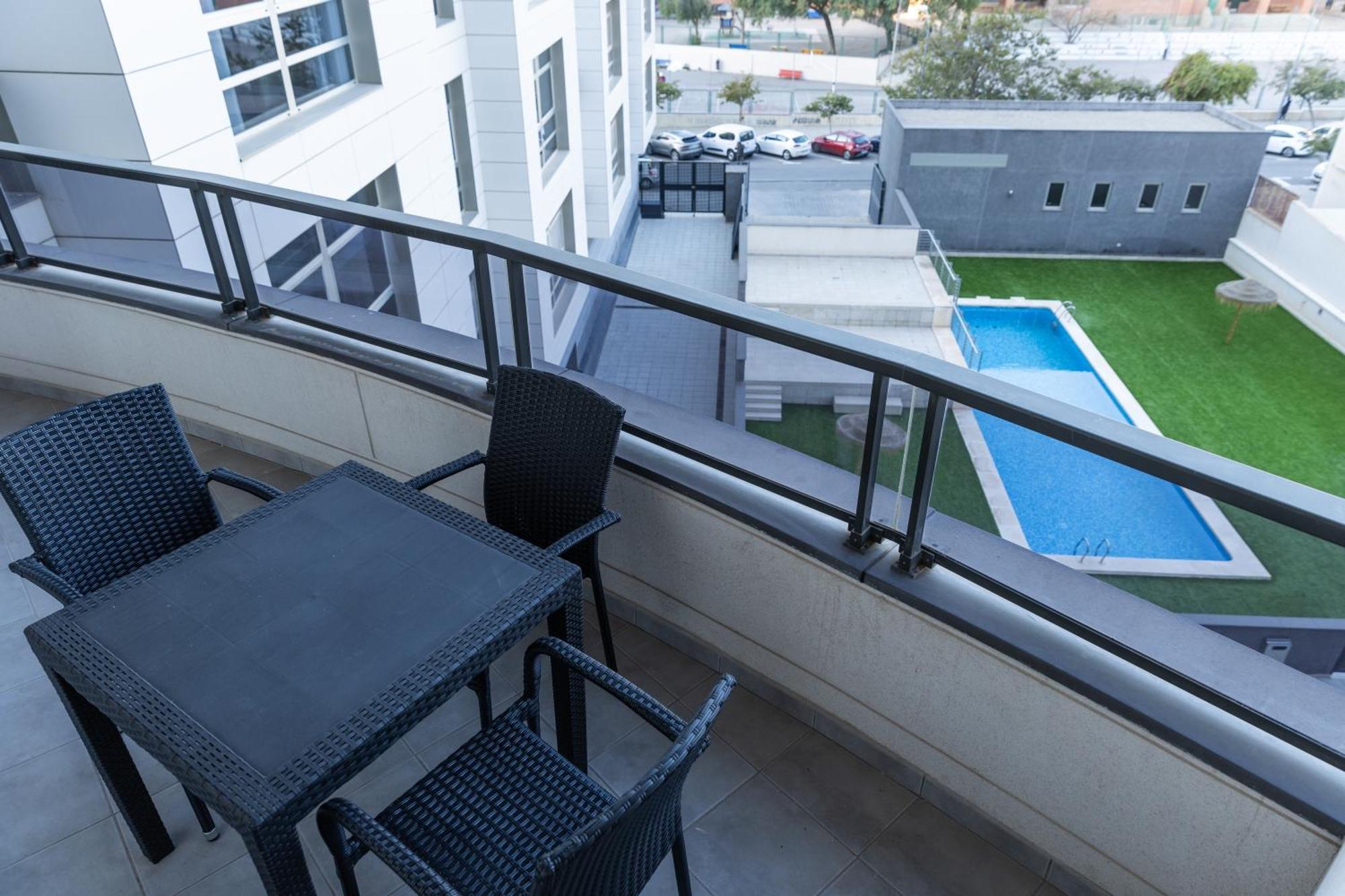 Guillman Suites Alicante Luaran gambar