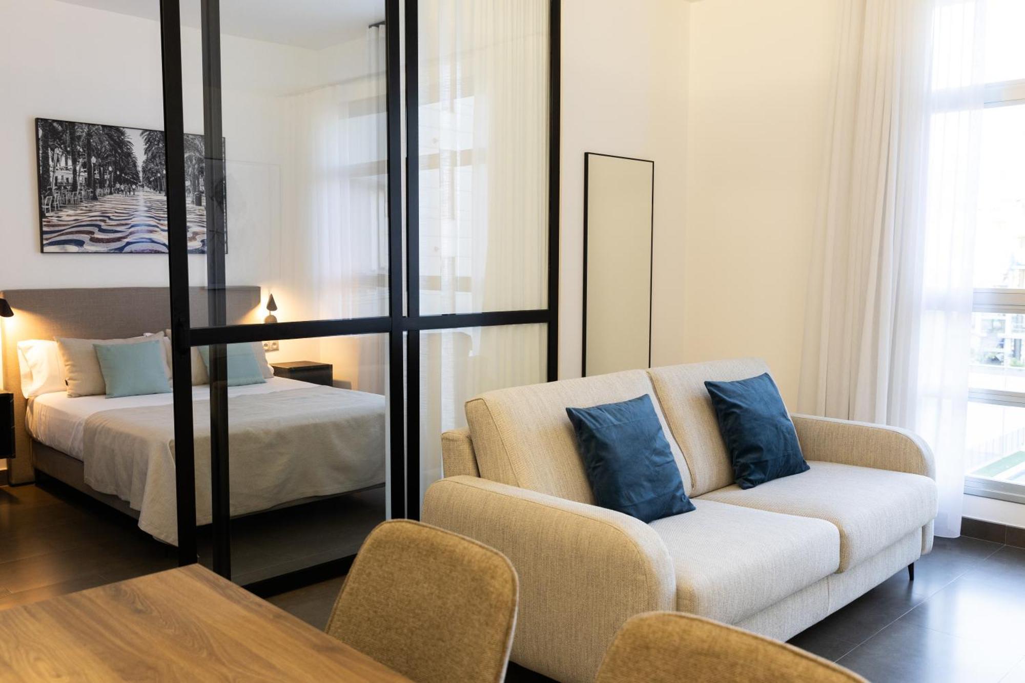 Guillman Suites Alicante Luaran gambar