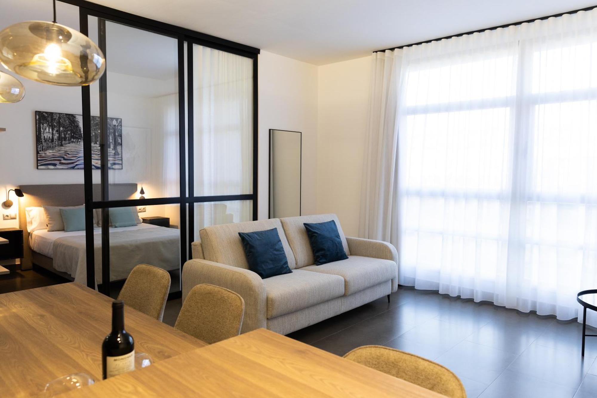 Guillman Suites Alicante Luaran gambar